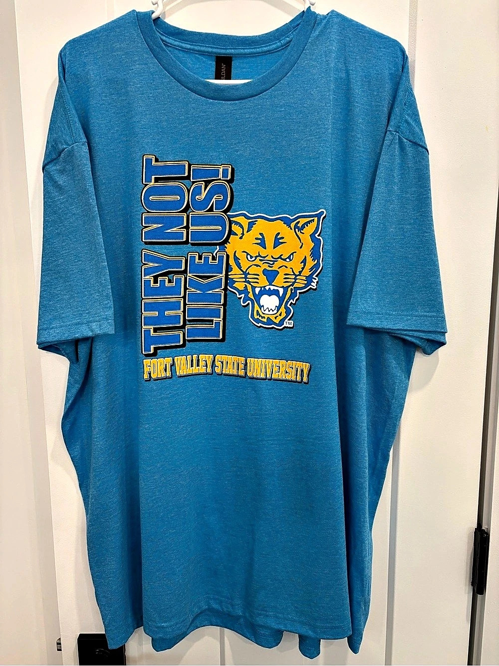 Gildan Fort Valley State University Tigers graphic tee Blue 2XL